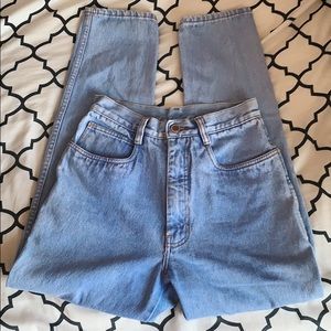 Vintage High Waisted Mom Jeans
